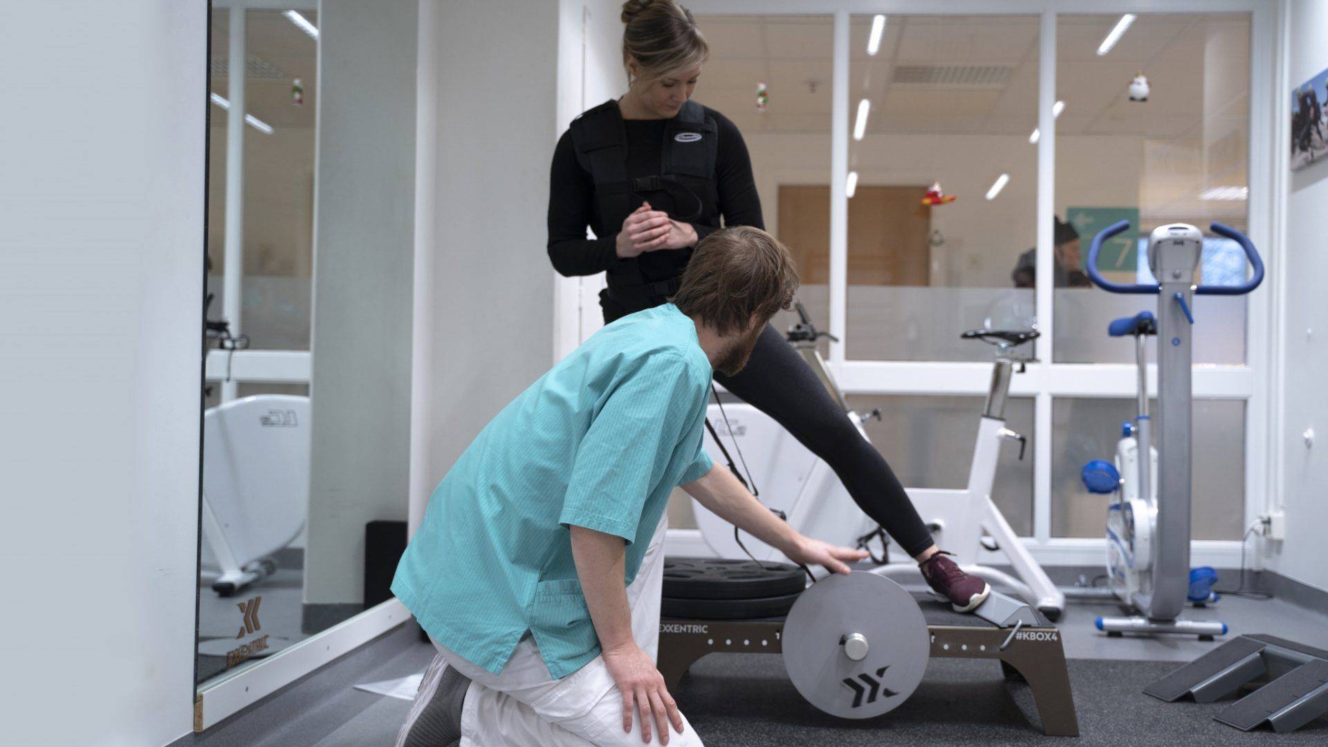 ACL Rehabilitation with kBox4 Pro and Flywheel Training