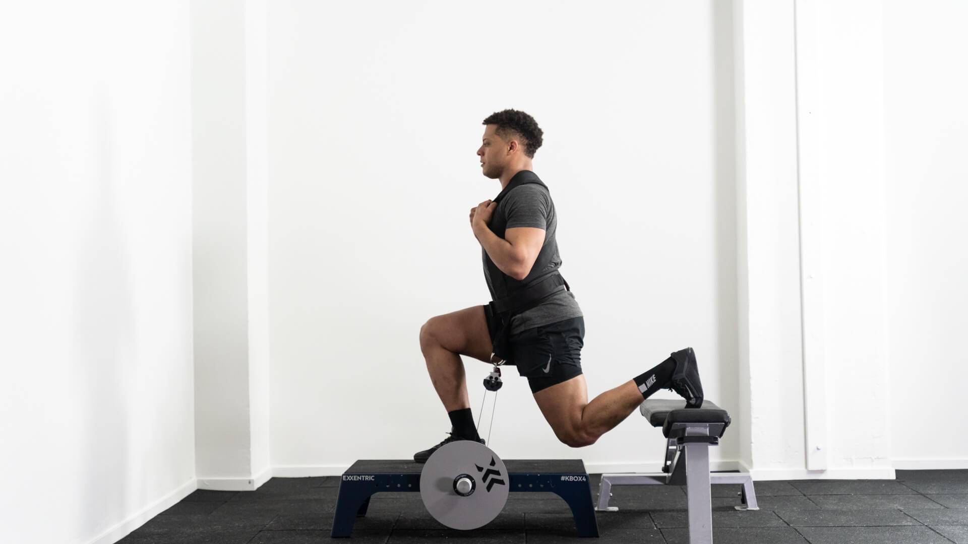 kBox Bulgarian Split Squat
