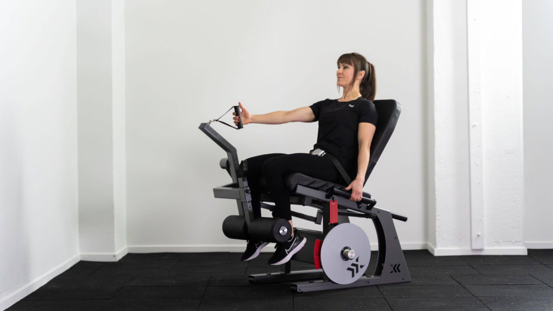LegExx leg extension with self-assisted overload