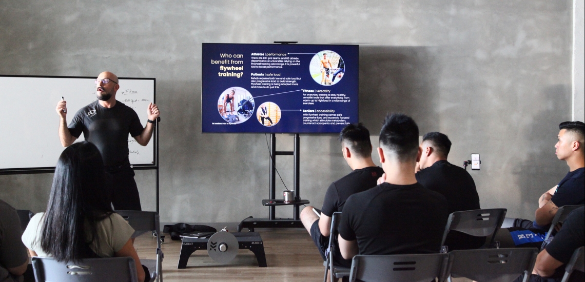 The Power of the Pivot: Why Flywheel Training Outperforms Weights for Athletic Agility